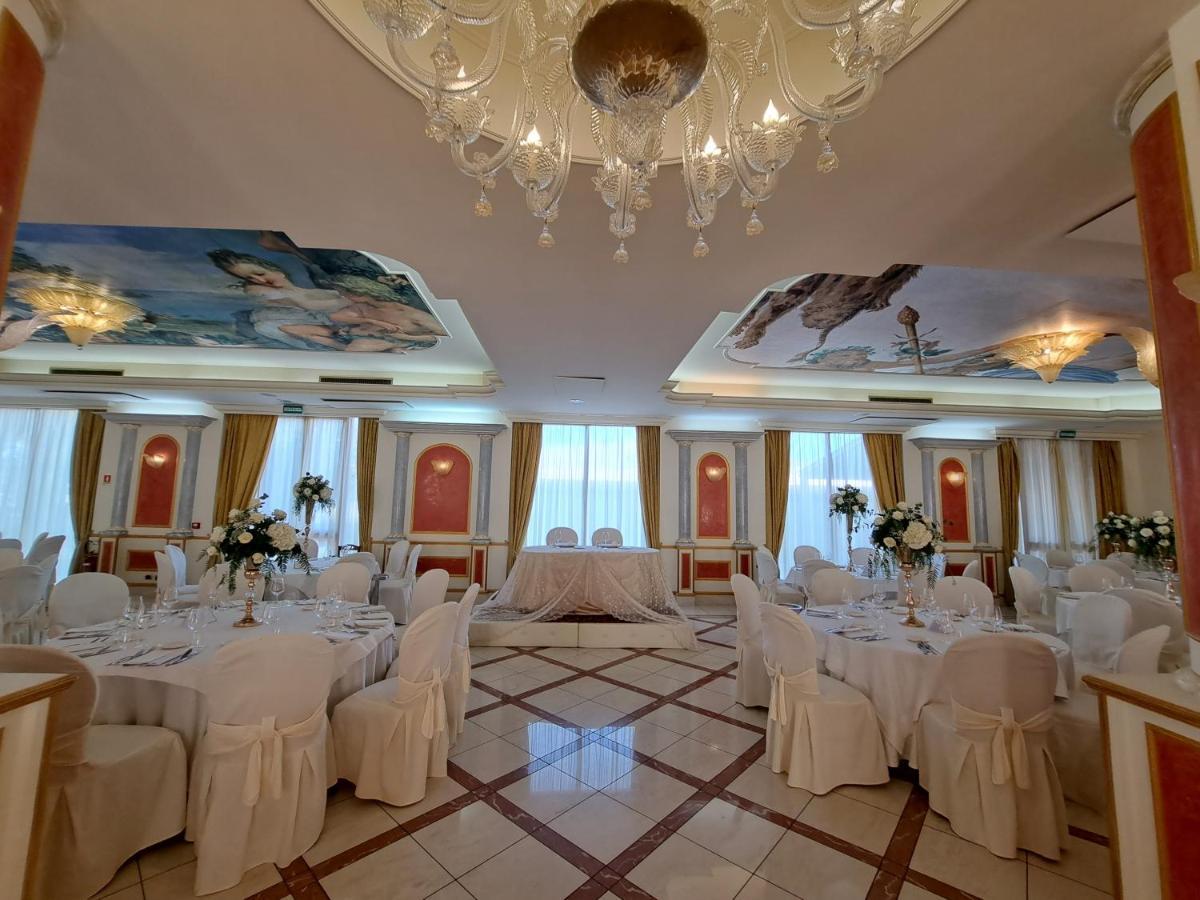 Parco Dei Principi Hotel Roccella Ionica Exterior foto